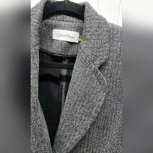 Calvin Klein Herringbone Knit Blazer - Picture 5 of 15